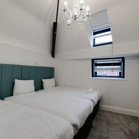 Temple Court Cavern Quarter Apartments By Happy Days ลิเวอร์พูล ภายนอก รูปภาพ
