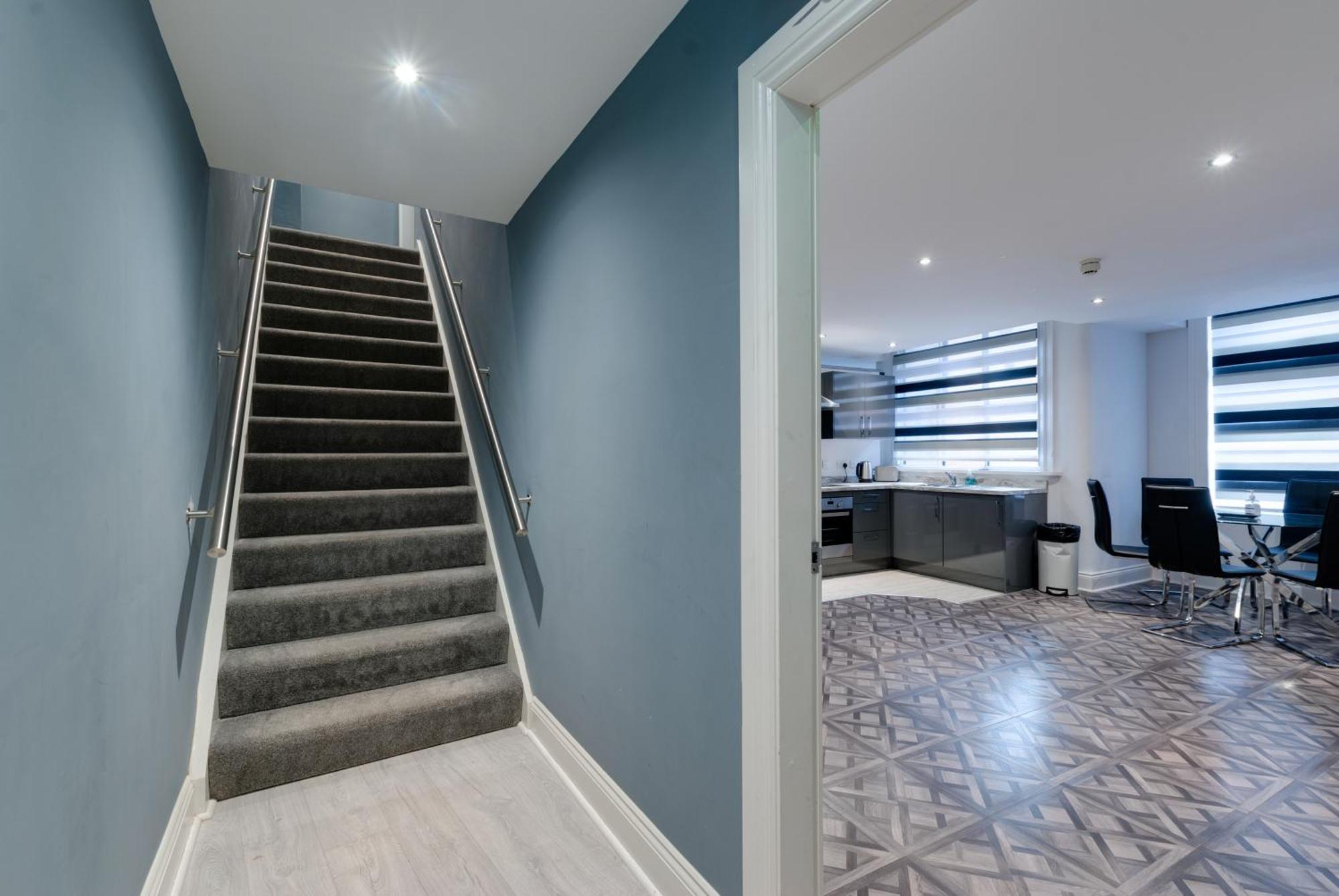 Temple Court Cavern Quarter Apartments By Happy Days ลิเวอร์พูล ภายนอก รูปภาพ