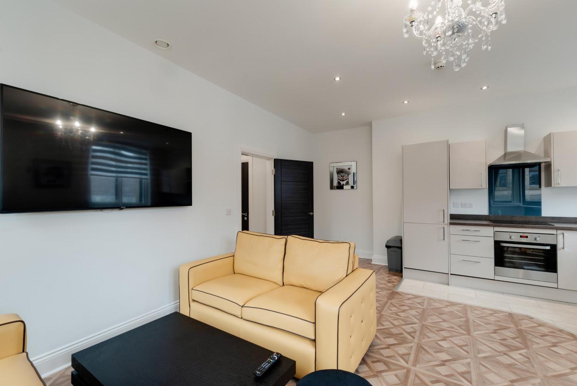 Temple Court Cavern Quarter Apartments By Happy Days ลิเวอร์พูล ภายนอก รูปภาพ