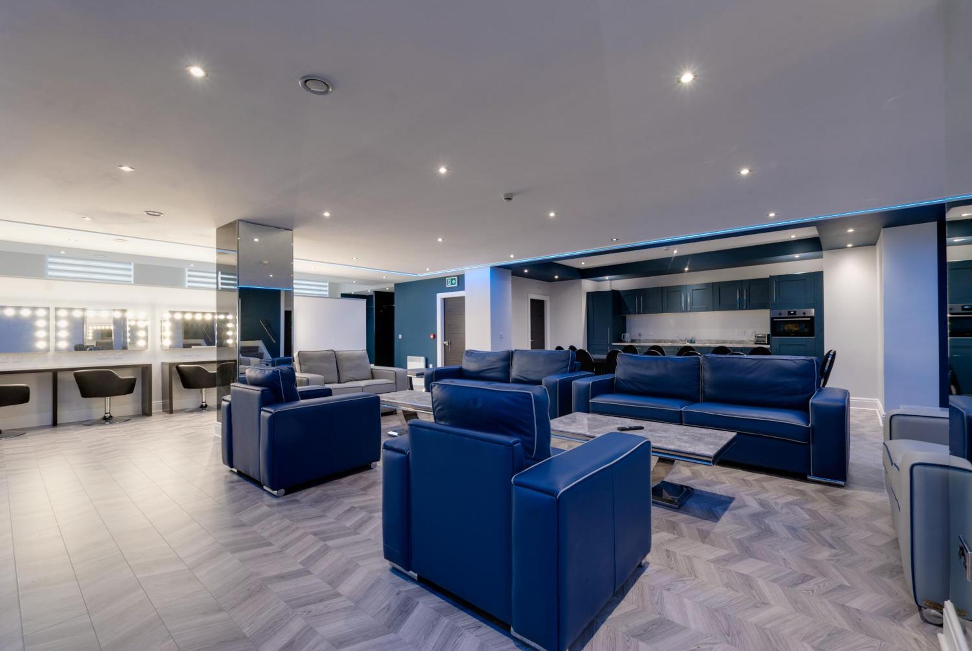 Temple Court Cavern Quarter Apartments By Happy Days ลิเวอร์พูล ภายนอก รูปภาพ