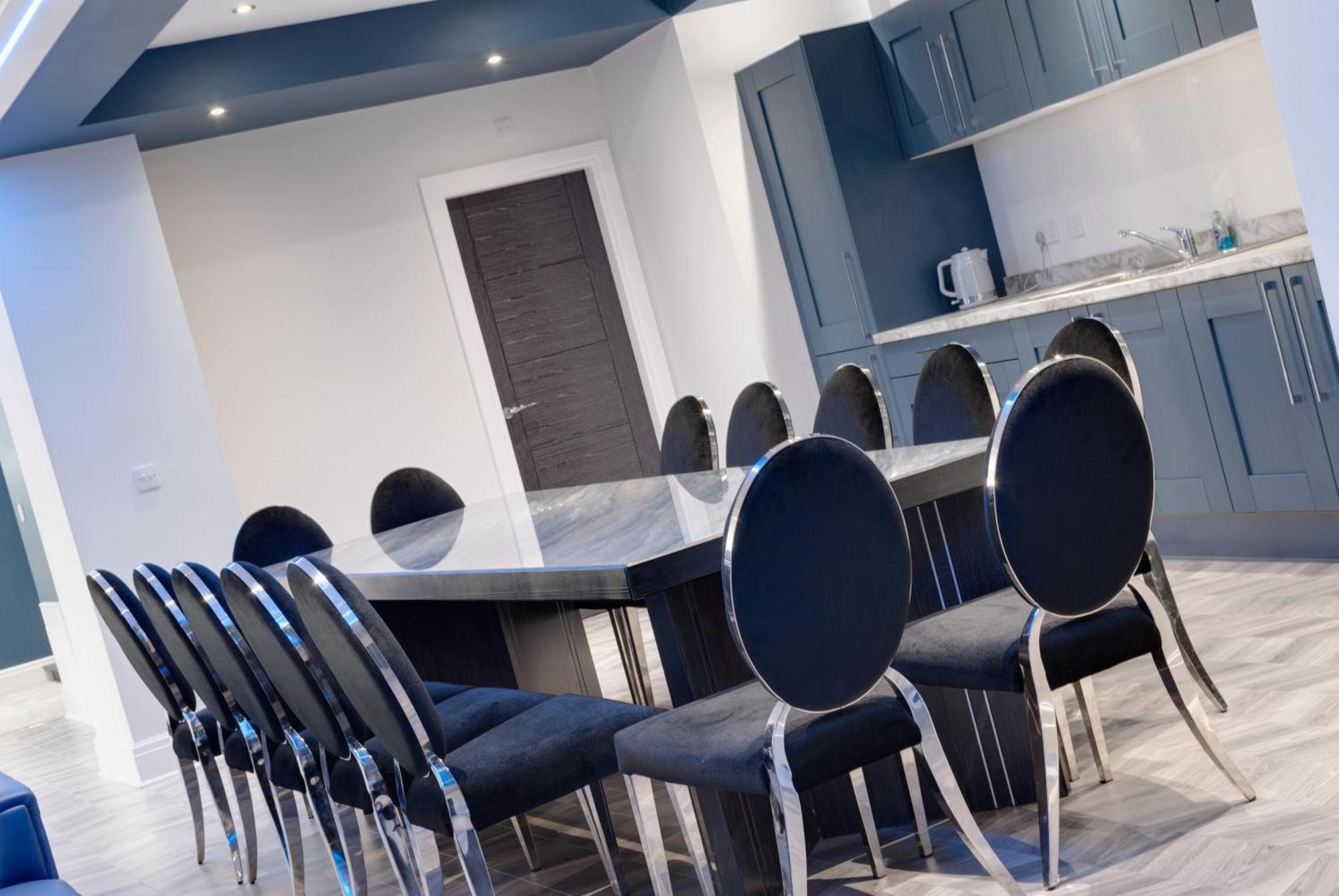 Temple Court Cavern Quarter Apartments By Happy Days ลิเวอร์พูล ภายนอก รูปภาพ